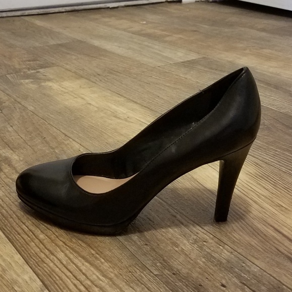 Franco Sarto Black Heels - Picture 2 of 6